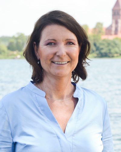 weibl. Portrait, Anne Drescher-Hackel
